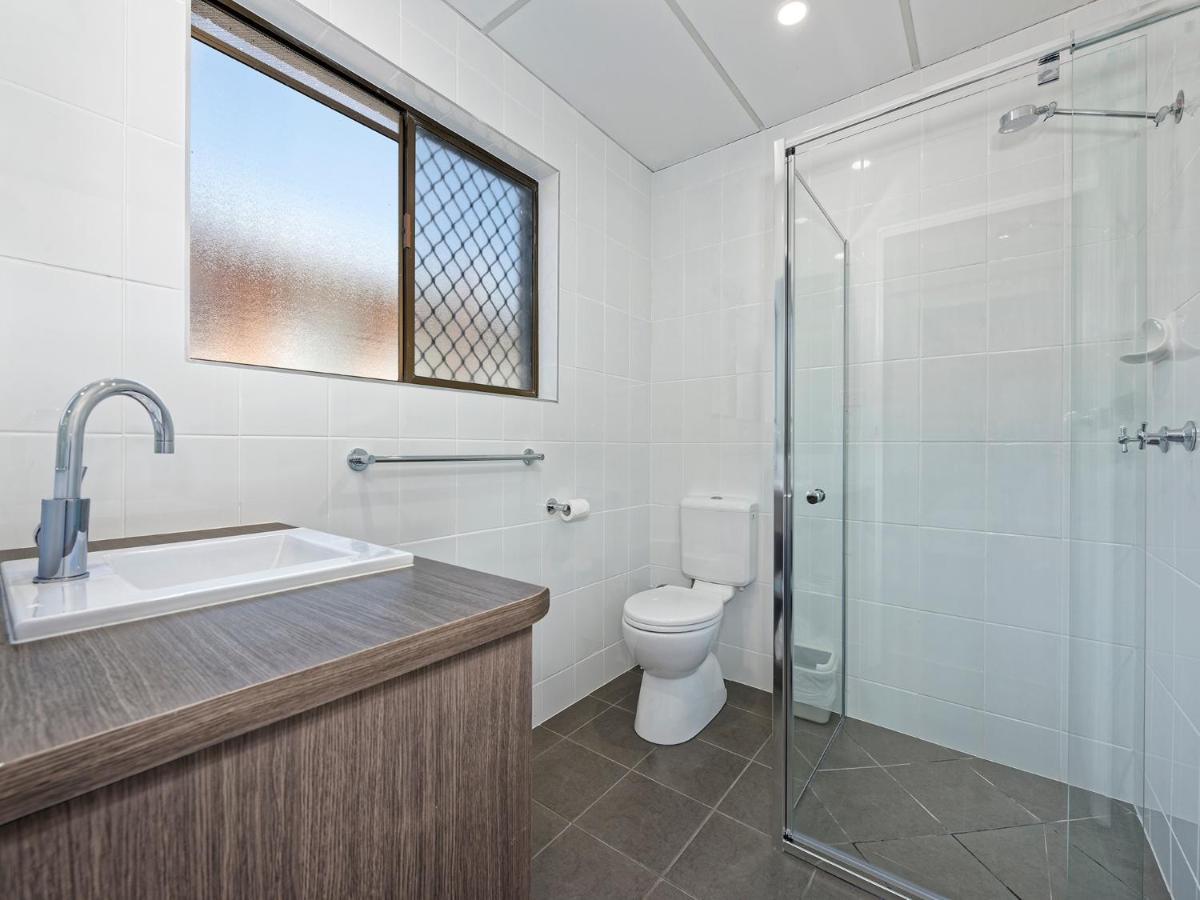 Chalet Motor Inn Bundaberg Buitenkant foto