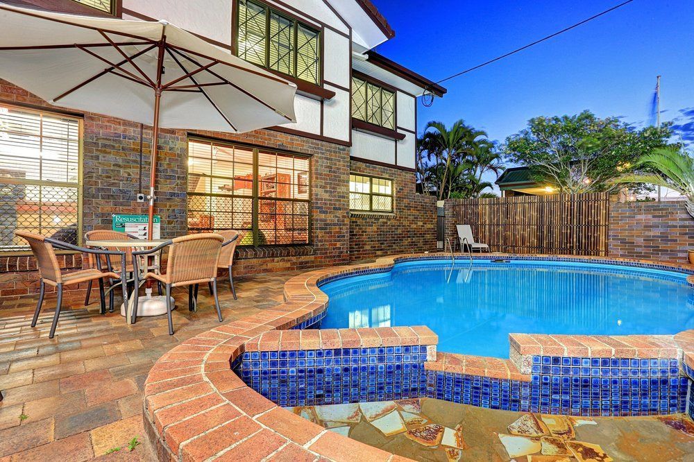Chalet Motor Inn Bundaberg Buitenkant foto