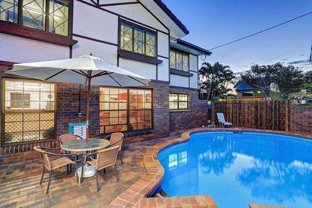 Chalet Motor Inn Bundaberg Buitenkant foto